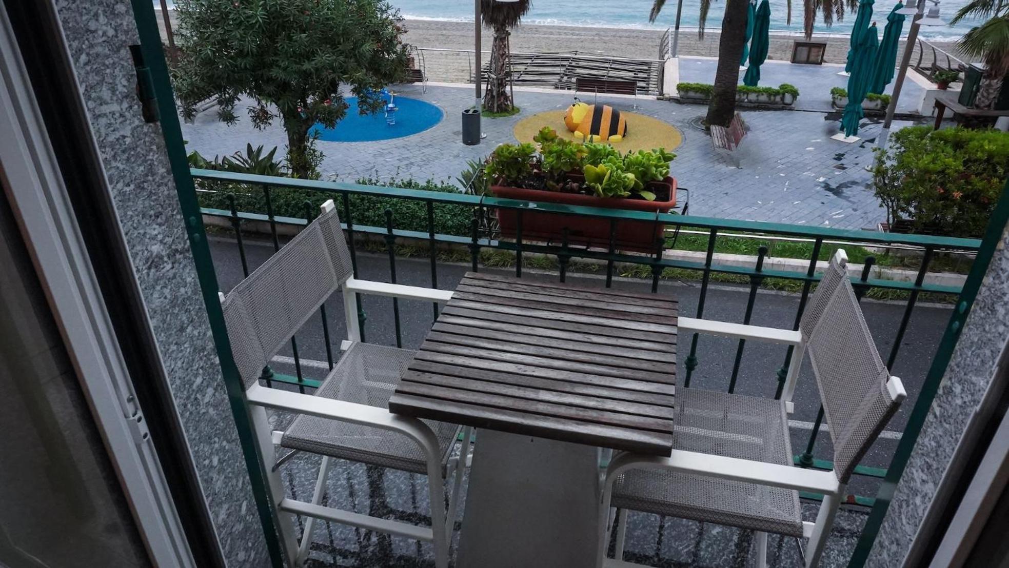ノーリ Ca' De Tobia Bed & Breakfast エクステリア 写真